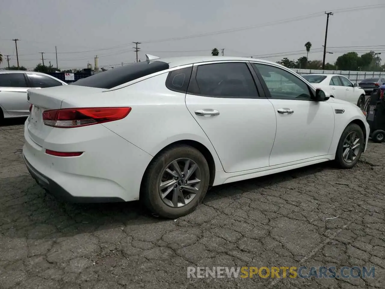 3 Фотография поврежденного автомобиля 5XXGT4L34KG359520 KIA OPTIMA 2019