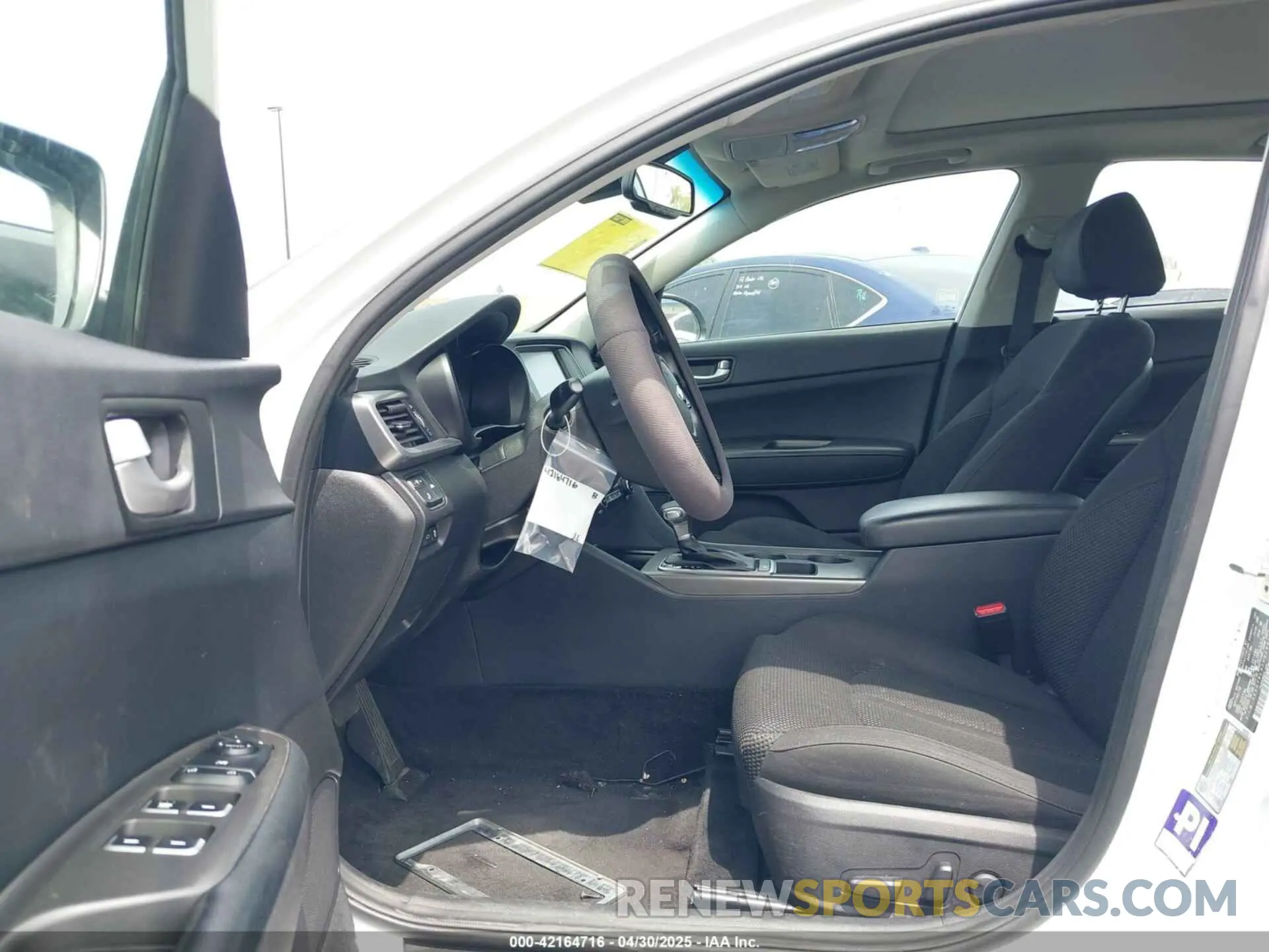 5 Фотография поврежденного автомобиля 5XXGT4L35KG299151 KIA OPTIMA 2019