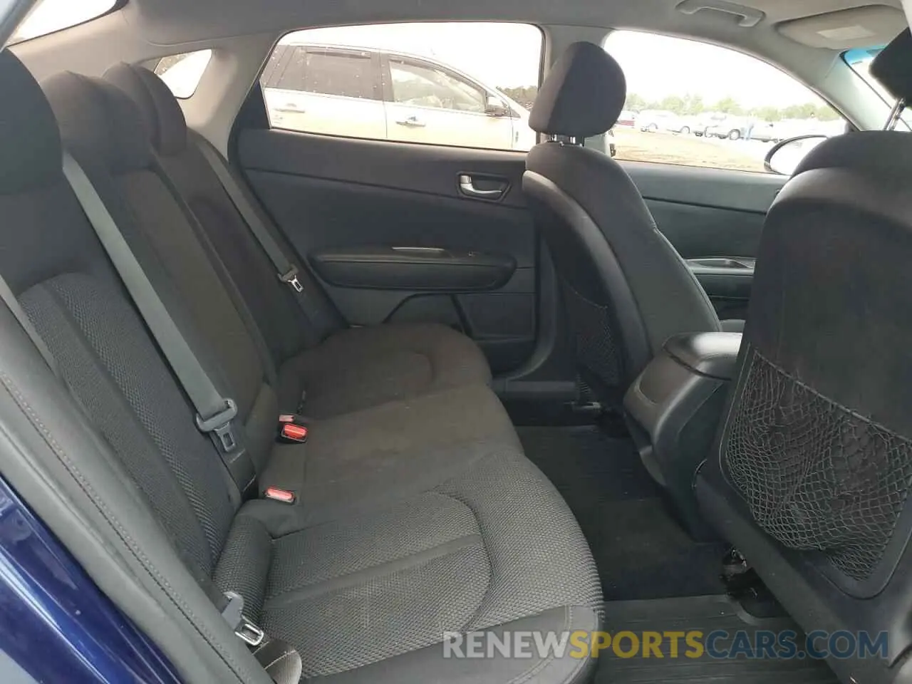 10 Photograph of a damaged car 5XXGT4L35KG304705 KIA OPTIMA 2019