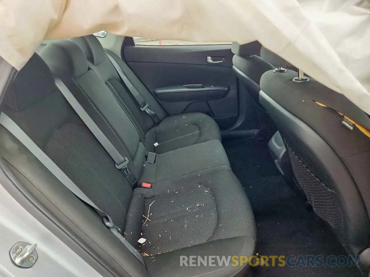 10 Photograph of a damaged car 5XXGT4L35KG308432 KIA OPTIMA 2019