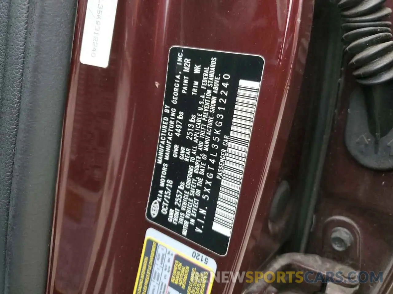 12 Фотография поврежденного автомобиля 5XXGT4L35KG312240 KIA OPTIMA 2019