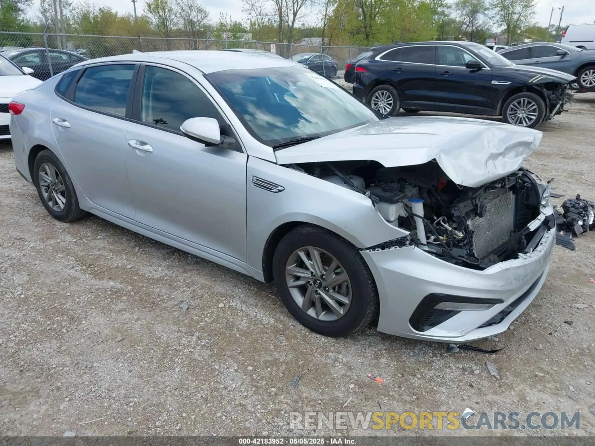 1 Photograph of a damaged car 5XXGT4L35KG328583 KIA OPTIMA 2019