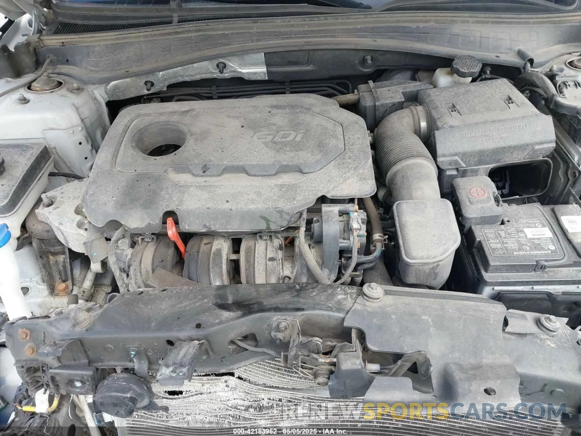 10 Photograph of a damaged car 5XXGT4L35KG328583 KIA OPTIMA 2019