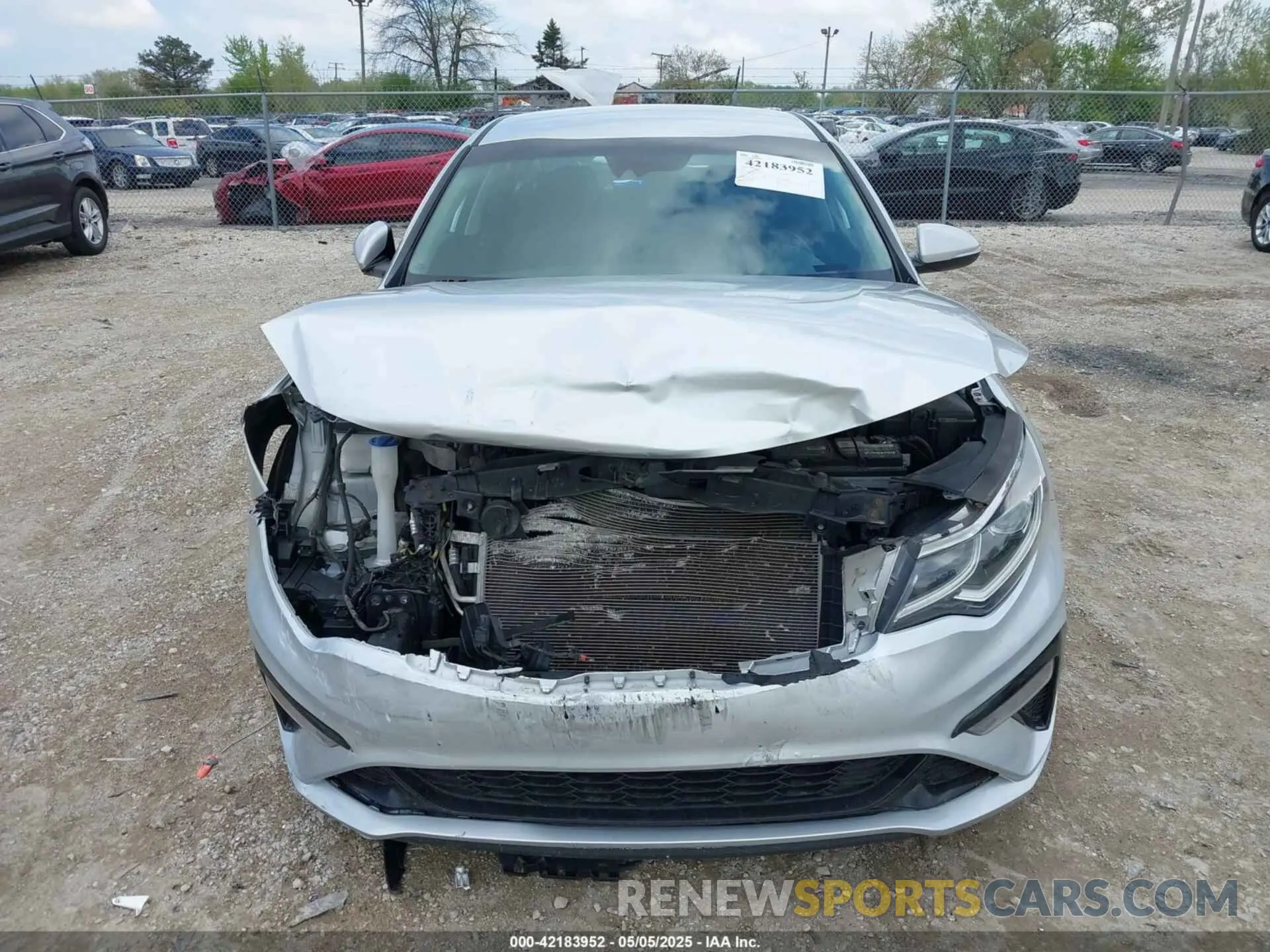 12 Photograph of a damaged car 5XXGT4L35KG328583 KIA OPTIMA 2019