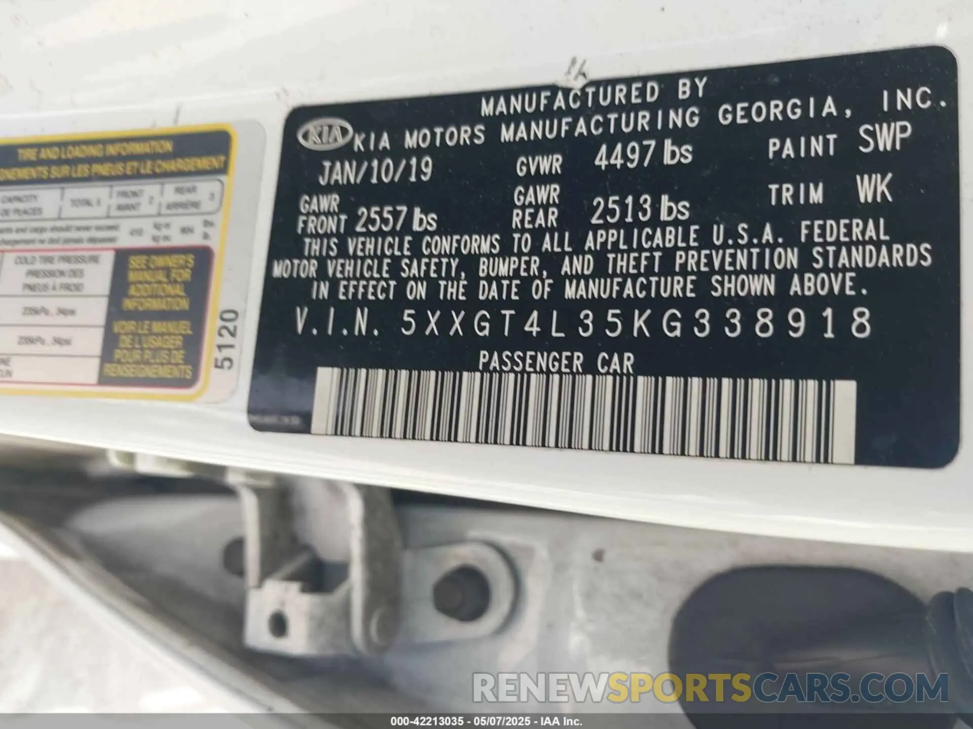 9 Photograph of a damaged car 5XXGT4L35KG338918 KIA OPTIMA 2019