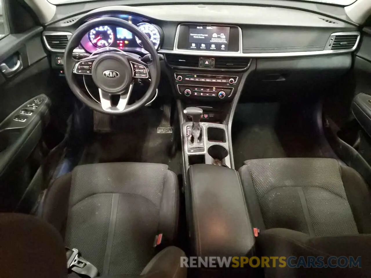 8 Photograph of a damaged car 5XXGT4L35KG348381 KIA OPTIMA 2019