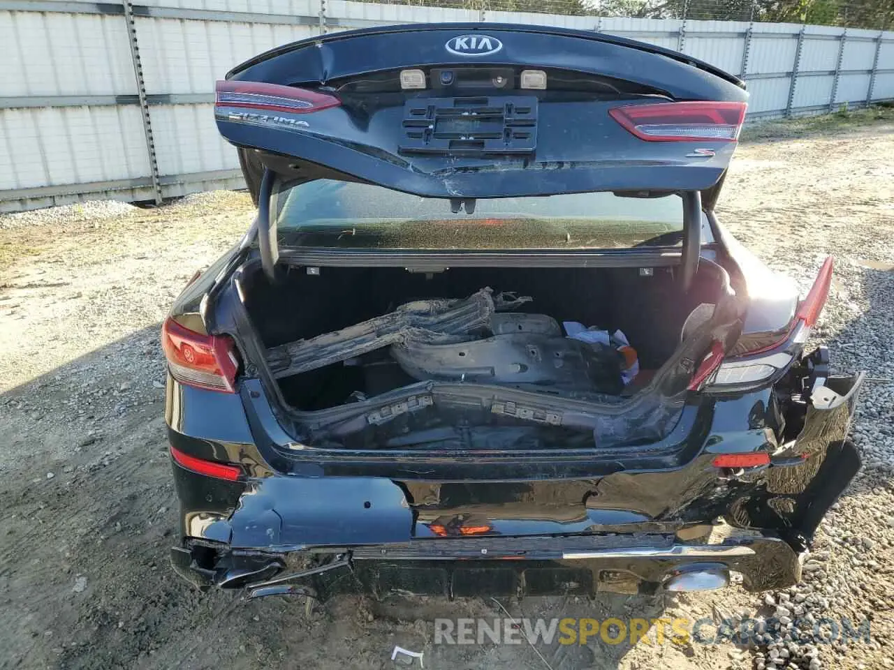 6 Photograph of a damaged car 5XXGT4L35KG352902 KIA OPTIMA 2019