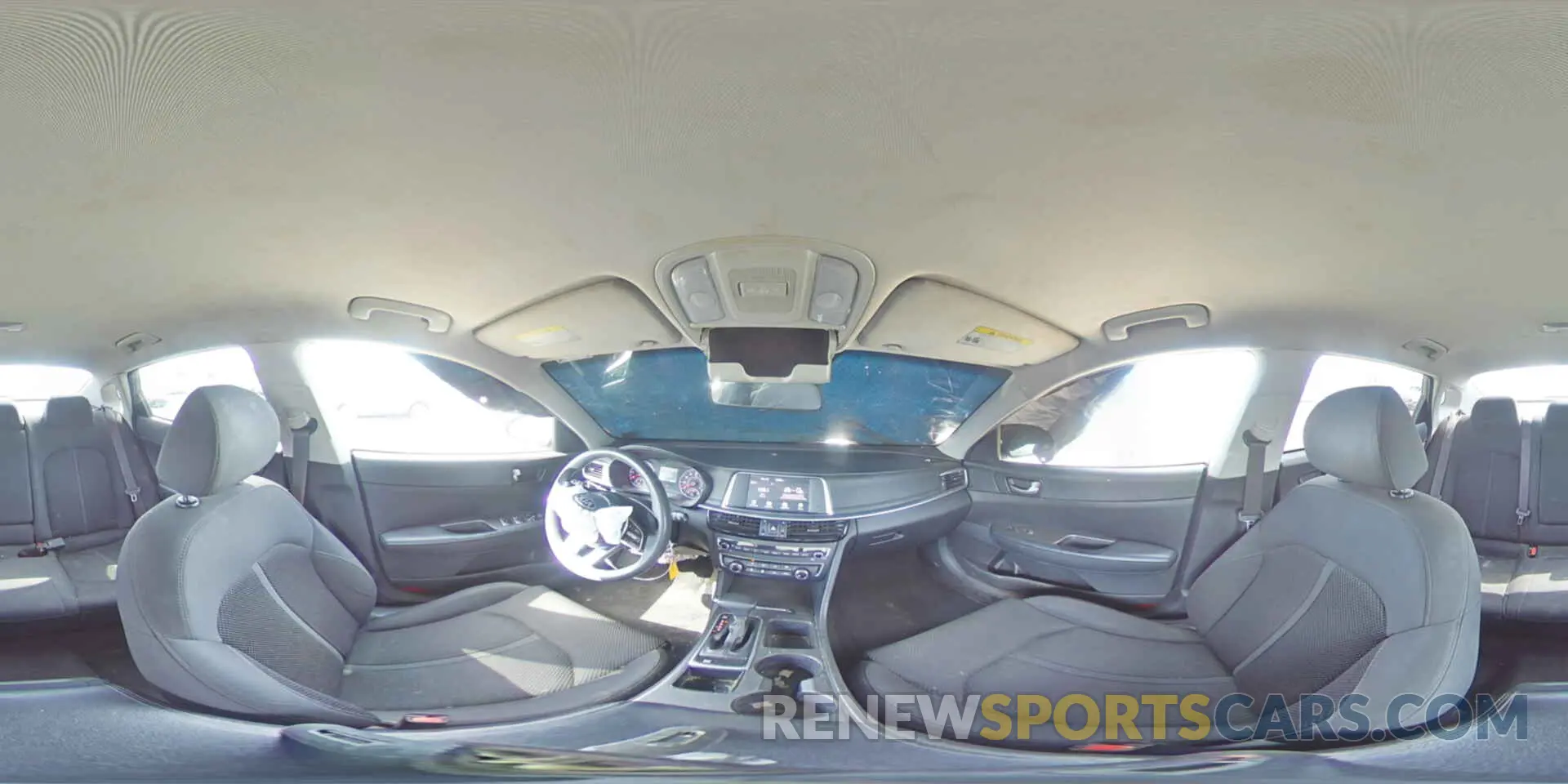 12 Фотография поврежденного автомобиля 5XXGT4L35KG353807 KIA OPTIMA 2019