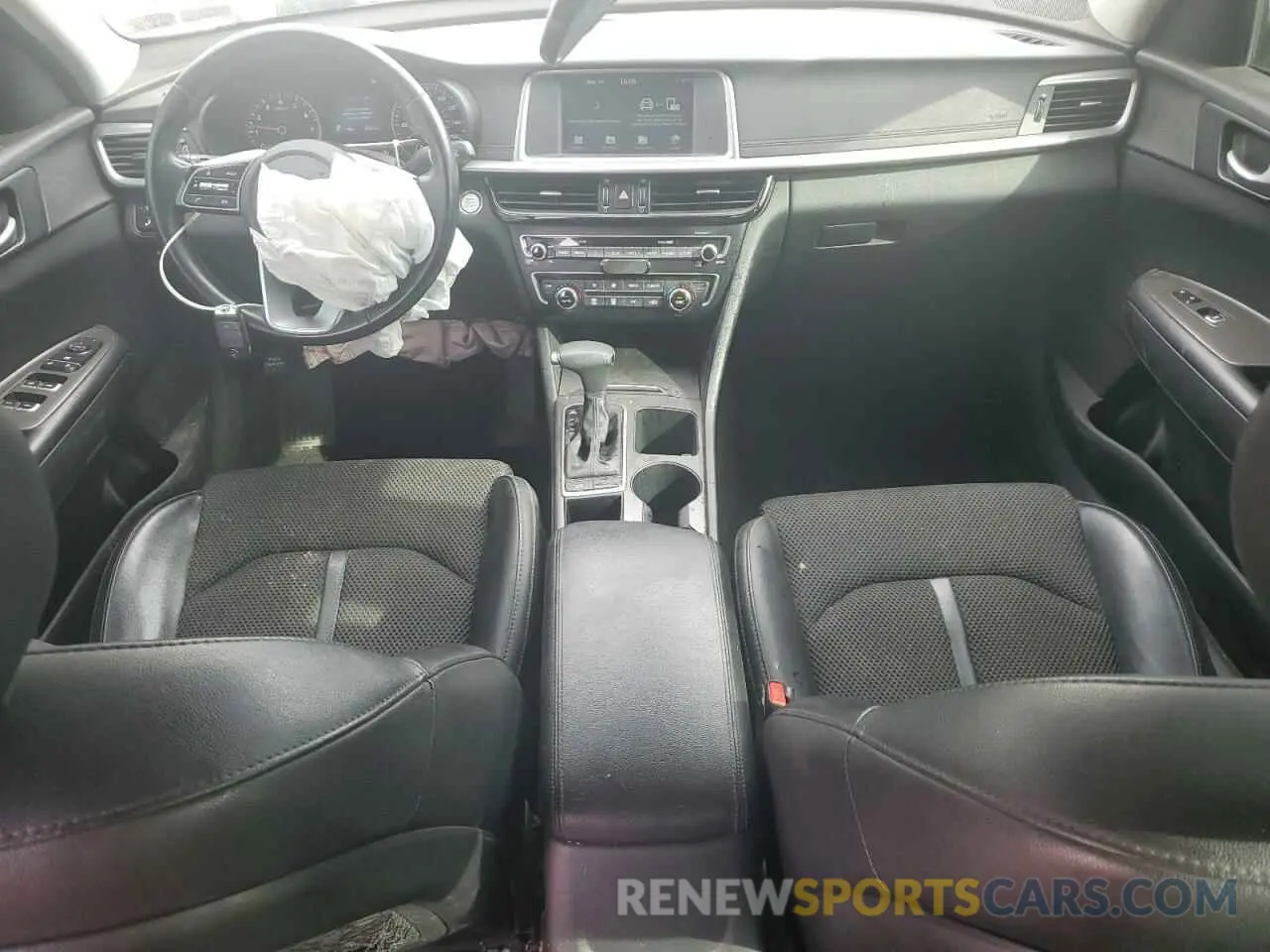 8 Photograph of a damaged car 5XXGT4L35KG370042 KIA OPTIMA 2019