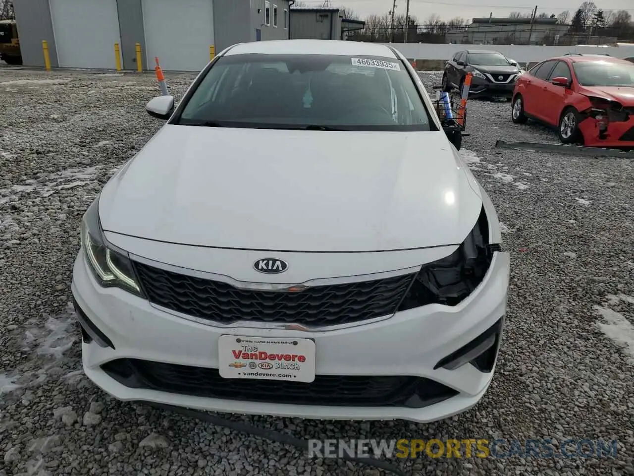 5 Photograph of a damaged car 5XXGT4L35KG370428 KIA OPTIMA 2019