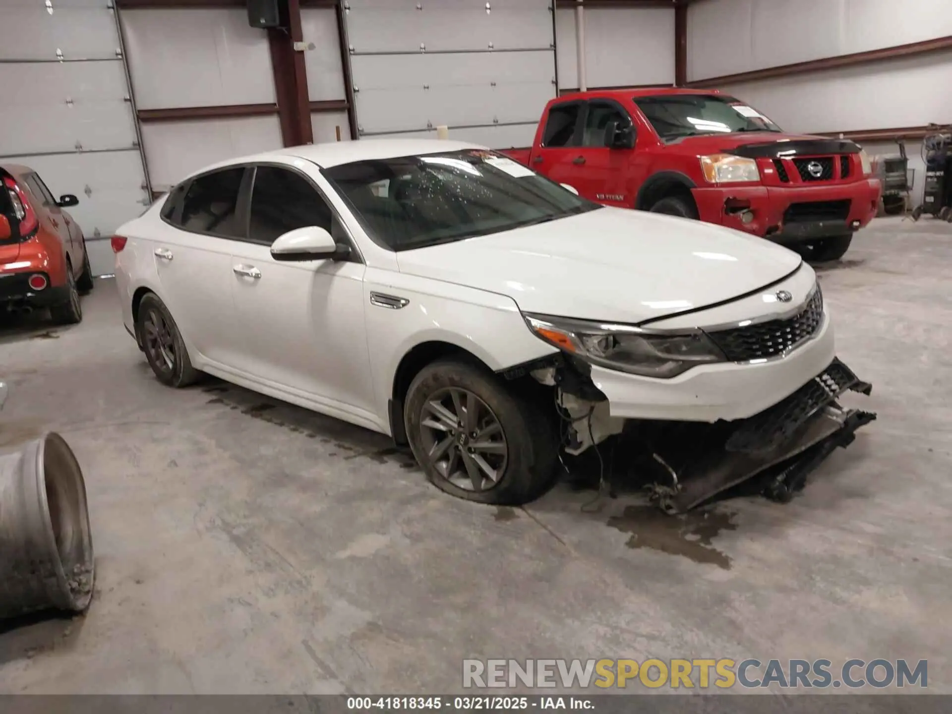 1 Фотография поврежденного автомобиля 5XXGT4L35KG375936 KIA OPTIMA 2019