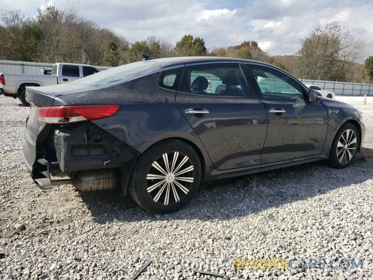 3 Фотография поврежденного автомобиля 5XXGT4L36KG306754 KIA OPTIMA 2019