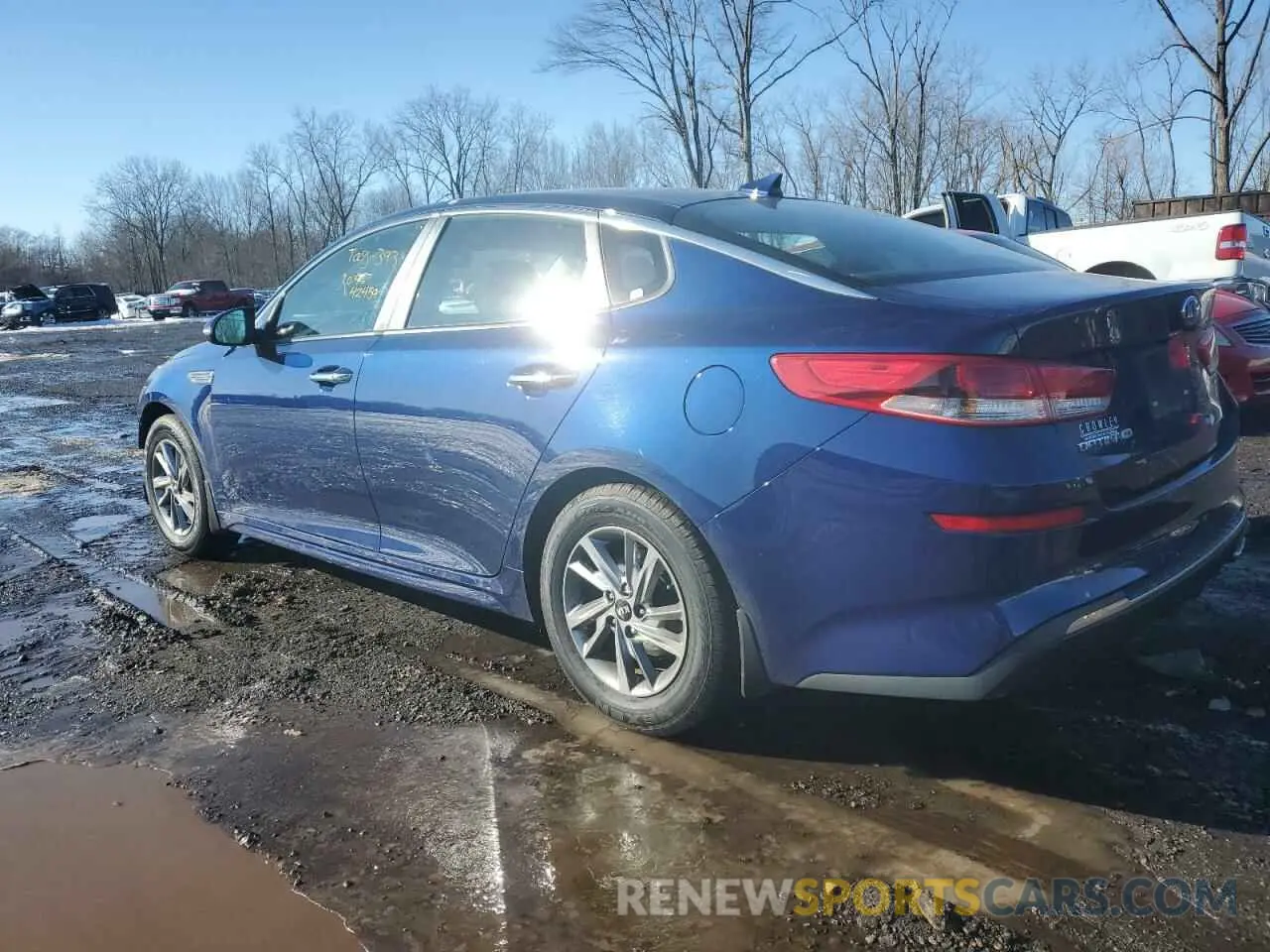2 Photograph of a damaged car 5XXGT4L36KG315213 KIA OPTIMA 2019