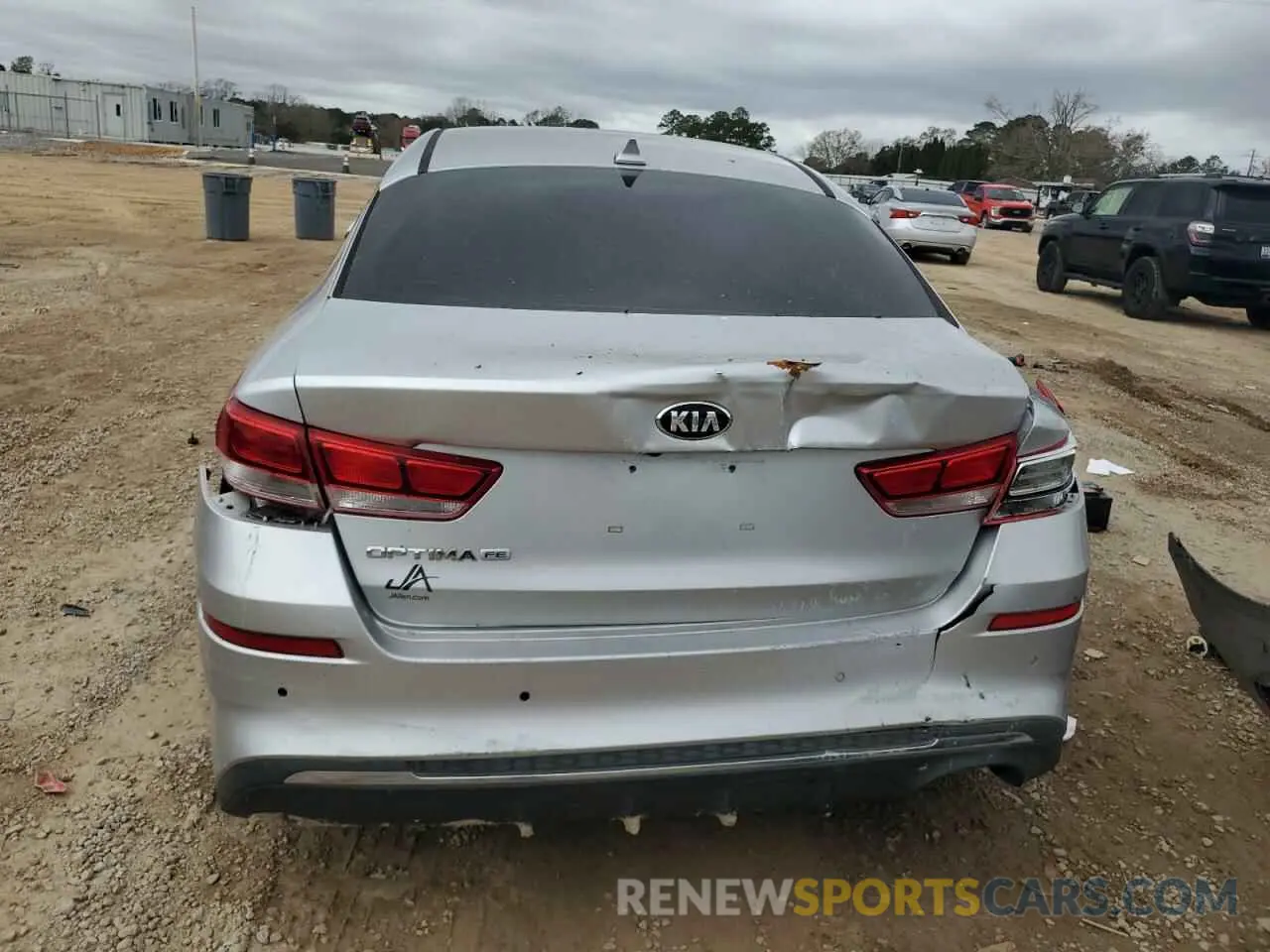 6 Photograph of a damaged car 5XXGT4L36KG319715 KIA OPTIMA 2019