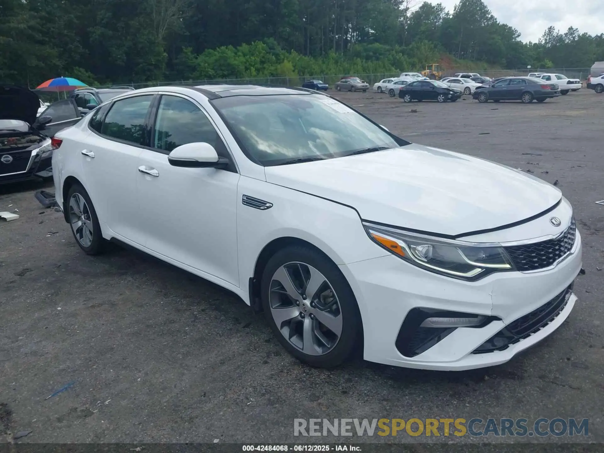 1 Photograph of a damaged car 5XXGT4L36KG361723 KIA OPTIMA 2019