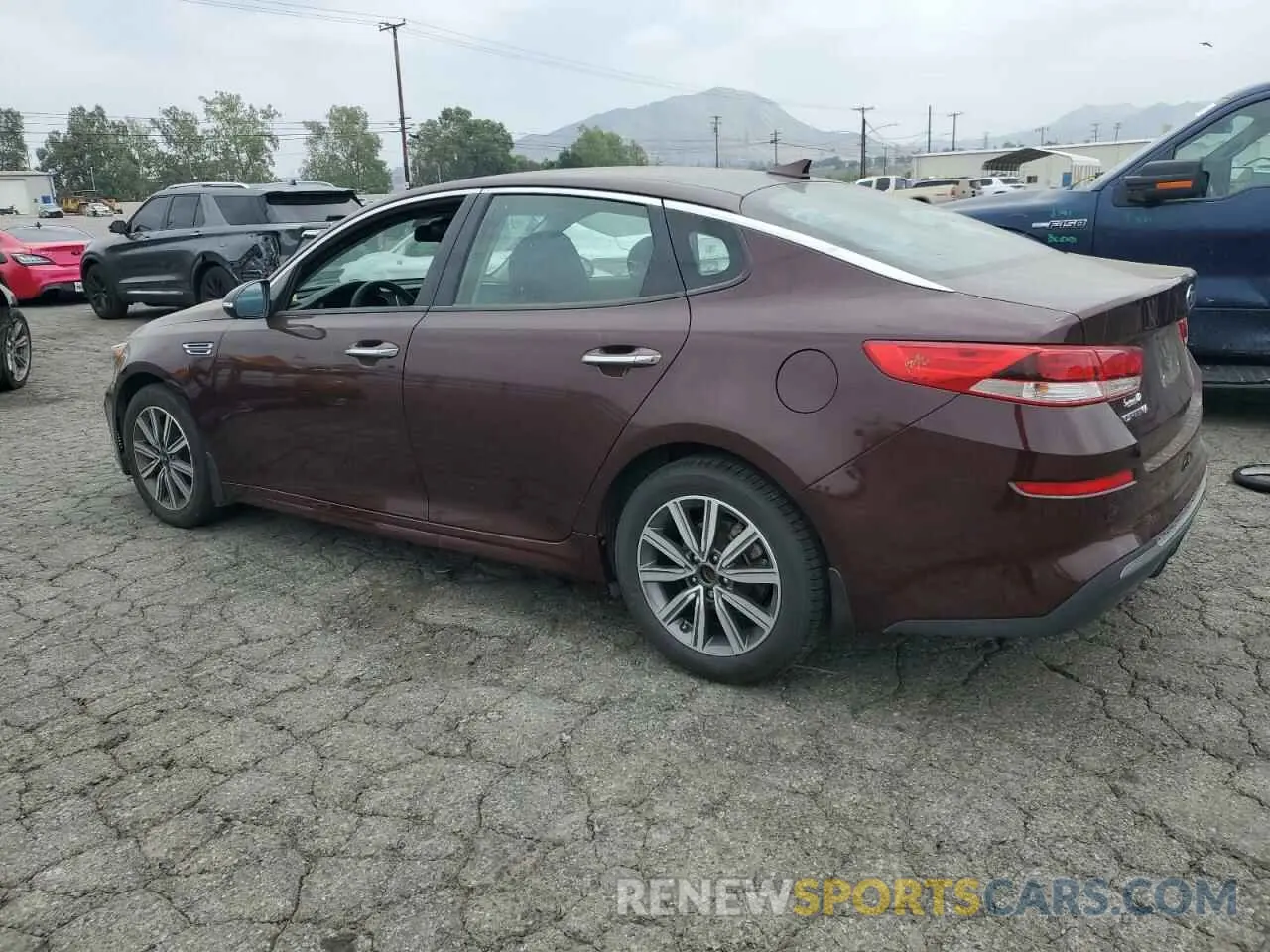 2 Photograph of a damaged car 5XXGT4L36KG367604 KIA OPTIMA 2019