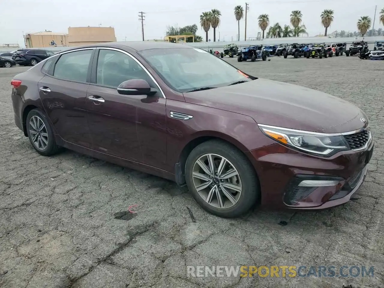 4 Photograph of a damaged car 5XXGT4L36KG367604 KIA OPTIMA 2019