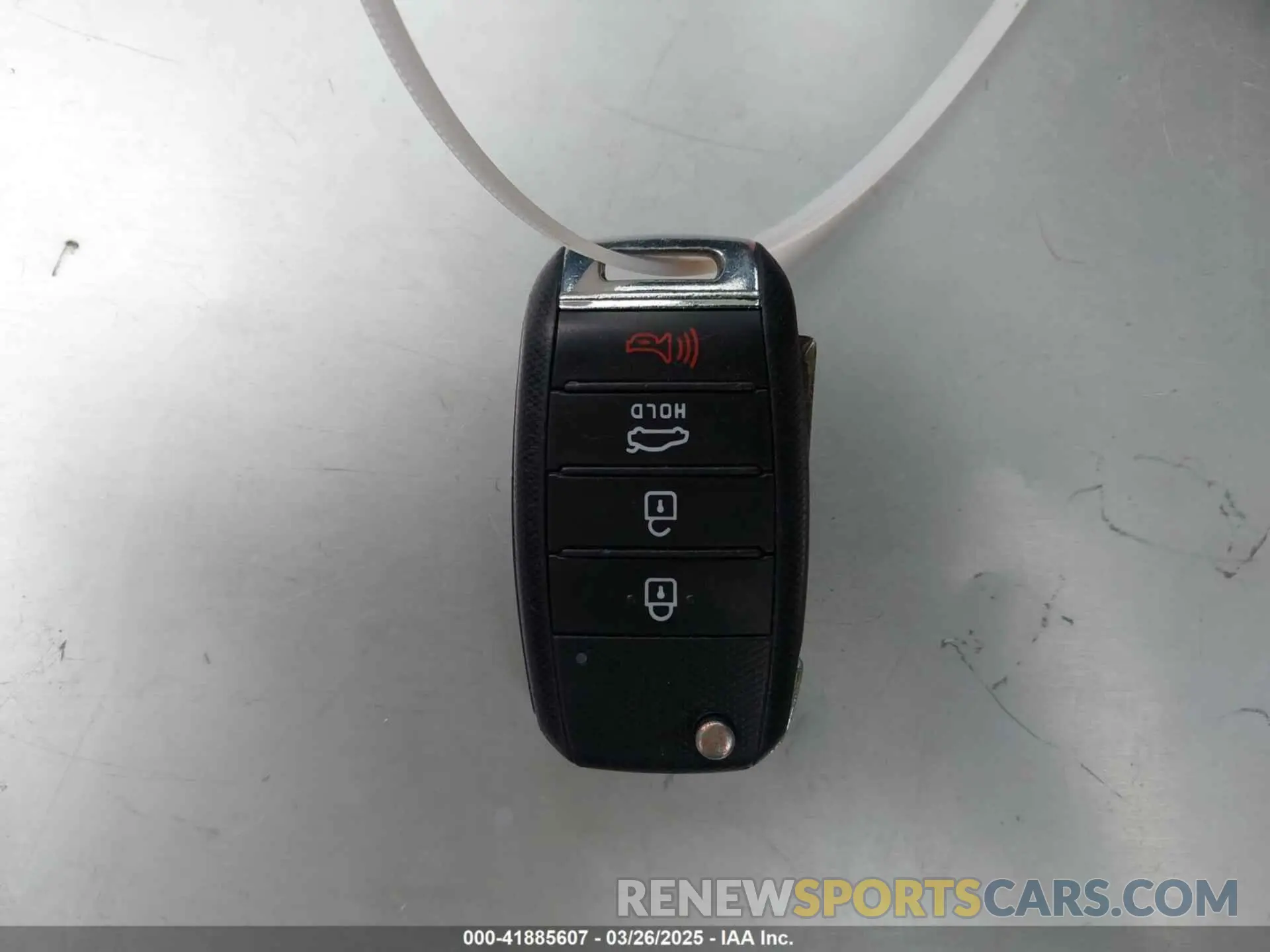 11 Photograph of a damaged car 5XXGT4L36KG371801 KIA OPTIMA 2019