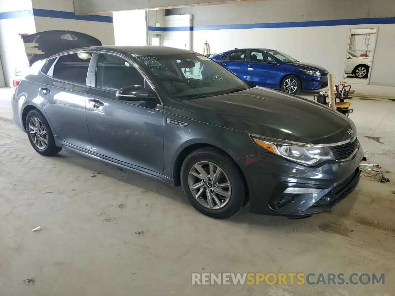 4 Фотография поврежденного автомобиля 5XXGT4L36KG379526 KIA OPTIMA 2019