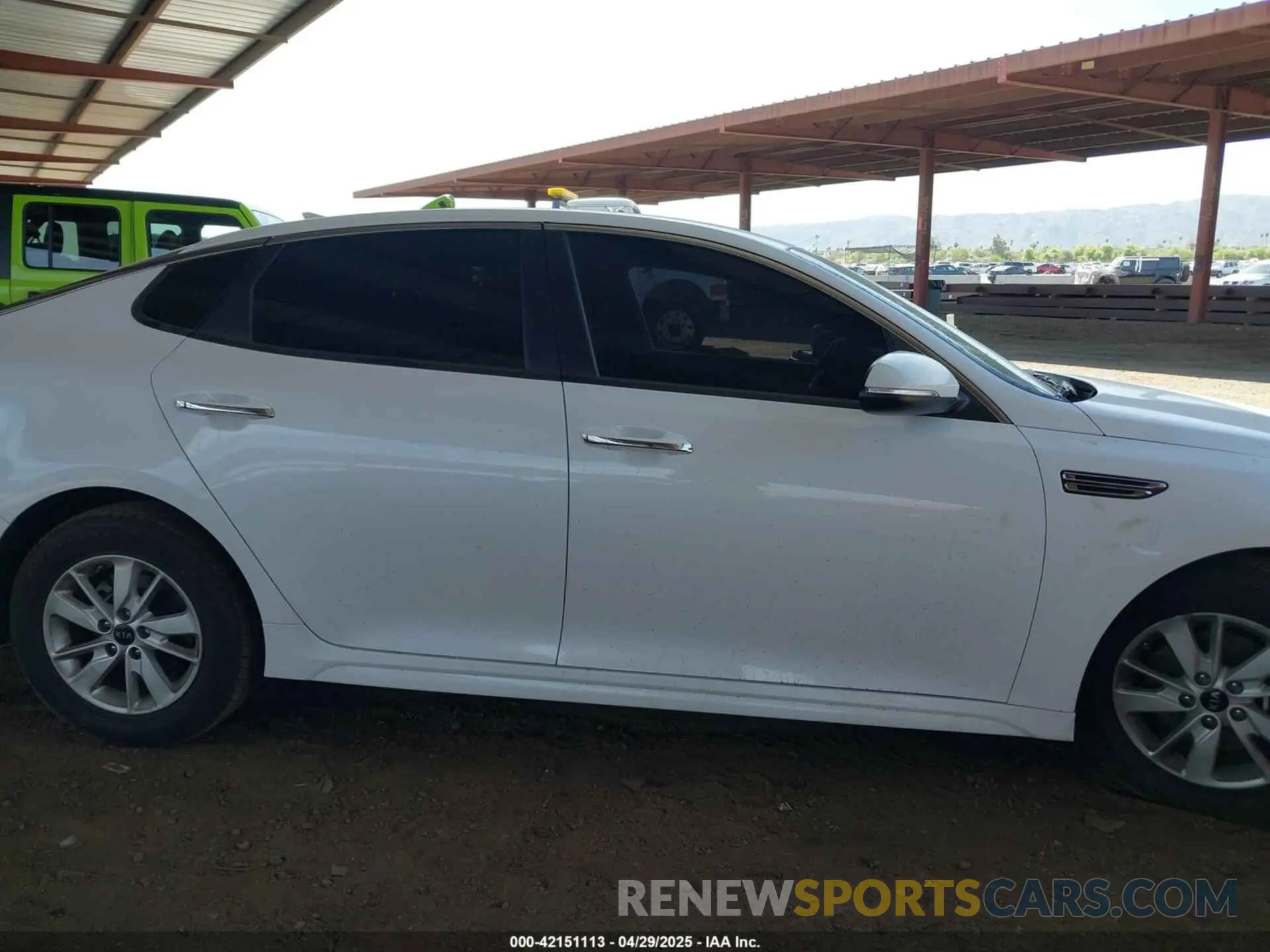 13 Photograph of a damaged car 5XXGT4L37KG275045 KIA OPTIMA 2019