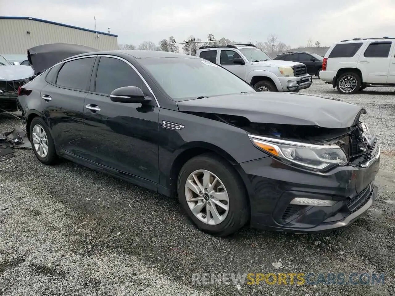 4 Photograph of a damaged car 5XXGT4L37KG277944 KIA OPTIMA 2019
