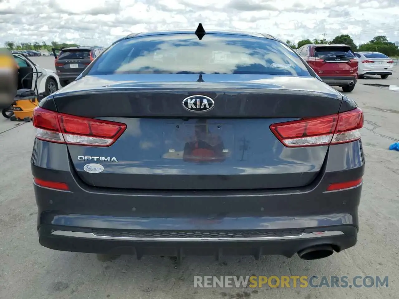 6 Photograph of a damaged car 5XXGT4L37KG309372 KIA OPTIMA 2019