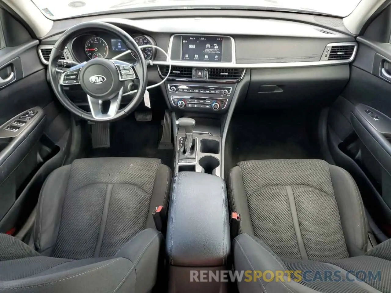 8 Photograph of a damaged car 5XXGT4L37KG309372 KIA OPTIMA 2019