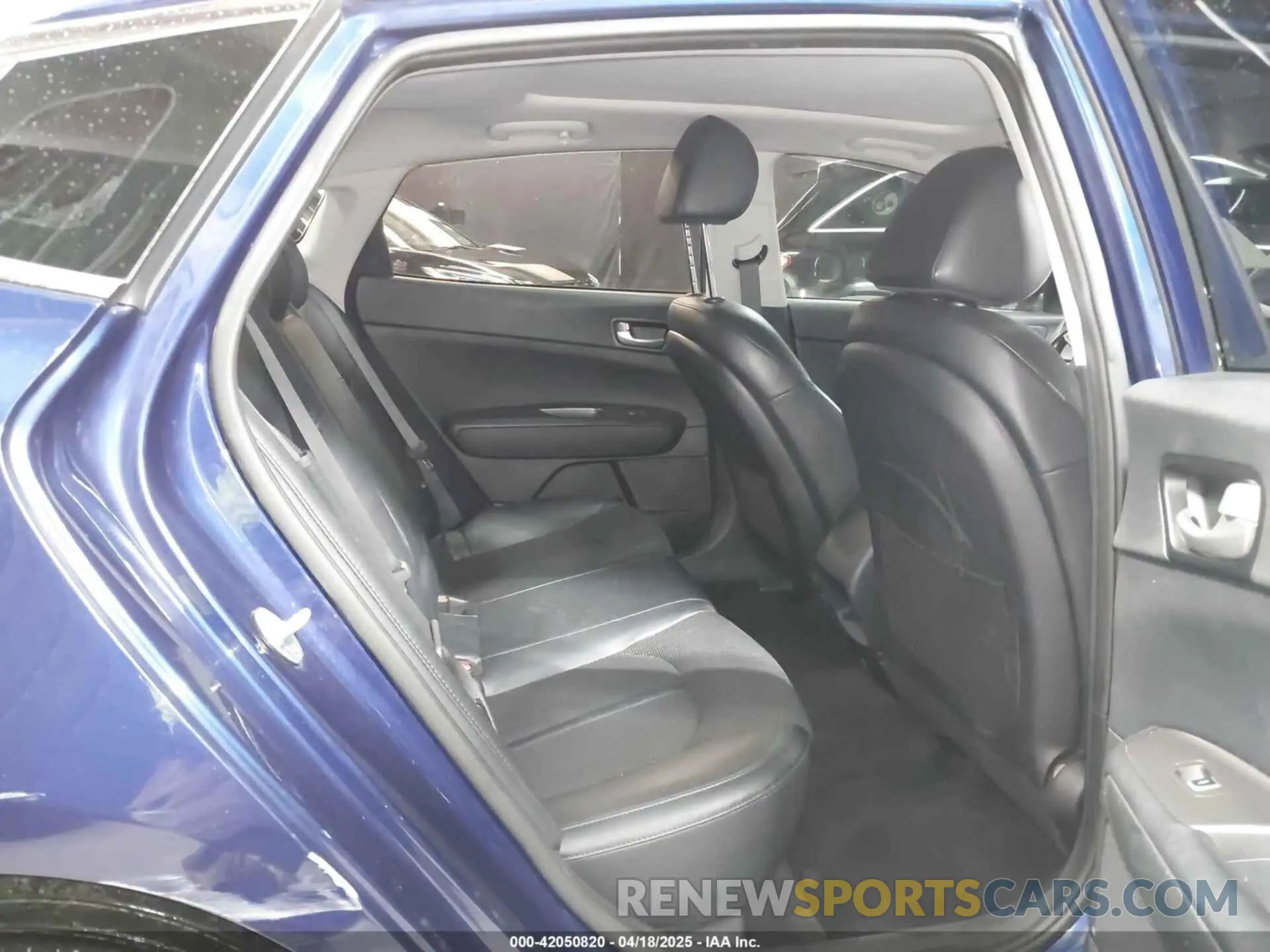 8 Фотография поврежденного автомобиля 5XXGT4L37KG315026 KIA OPTIMA 2019
