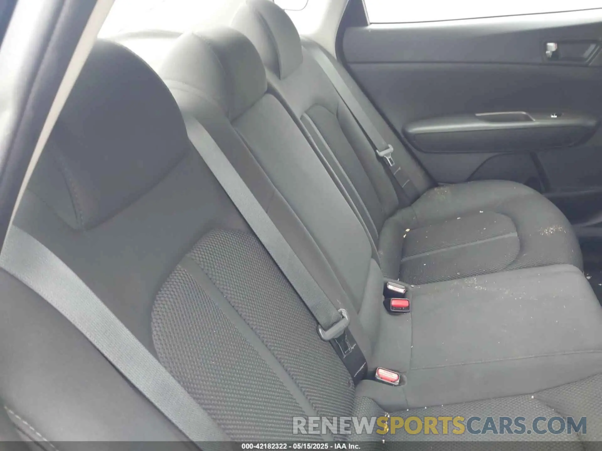 8 Photograph of a damaged car 5XXGT4L37KG333431 KIA OPTIMA 2019