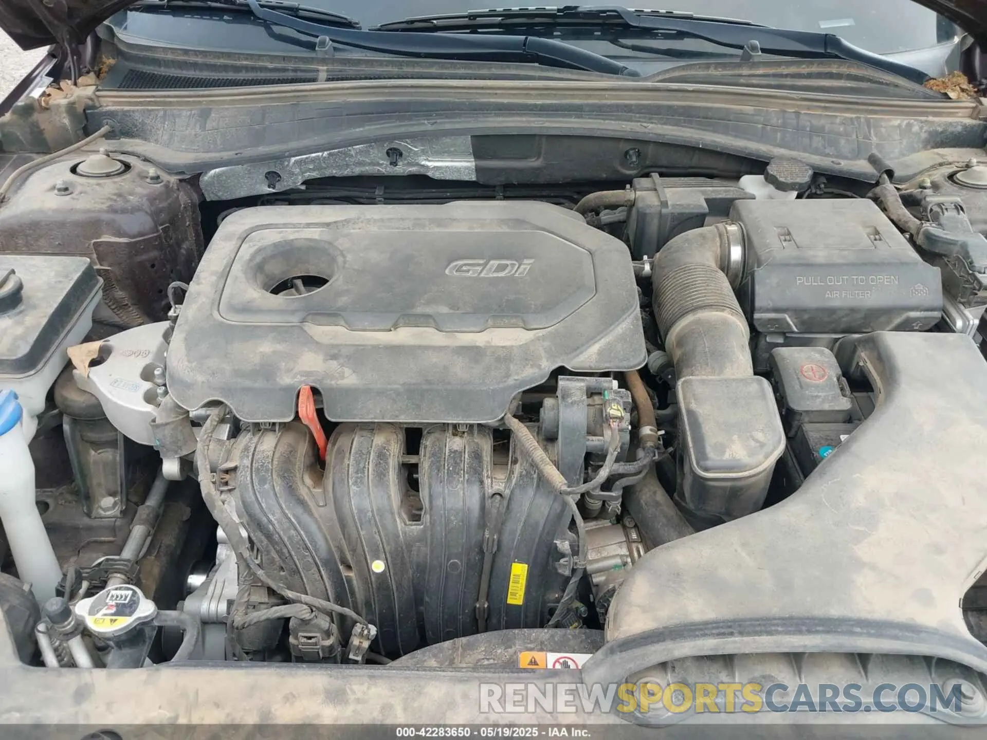 10 Photograph of a damaged car 5XXGT4L37KG336118 KIA OPTIMA 2019