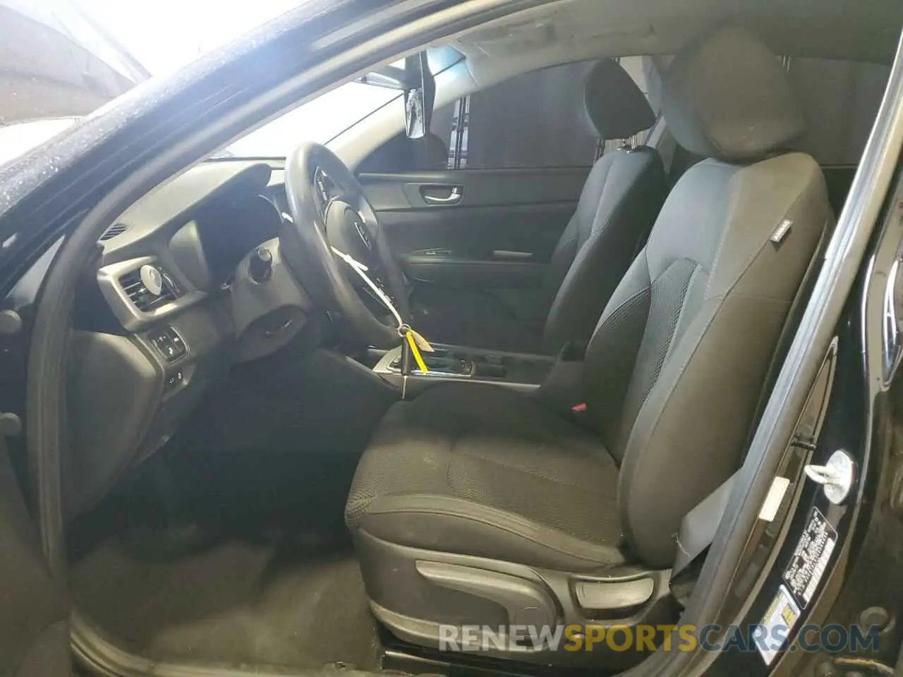 7 Photograph of a damaged car 5XXGT4L37KG346034 KIA OPTIMA 2019