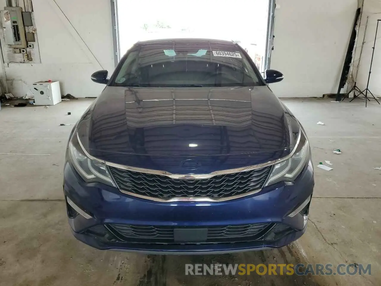 5 Photograph of a damaged car 5XXGT4L37KG352867 KIA OPTIMA 2019