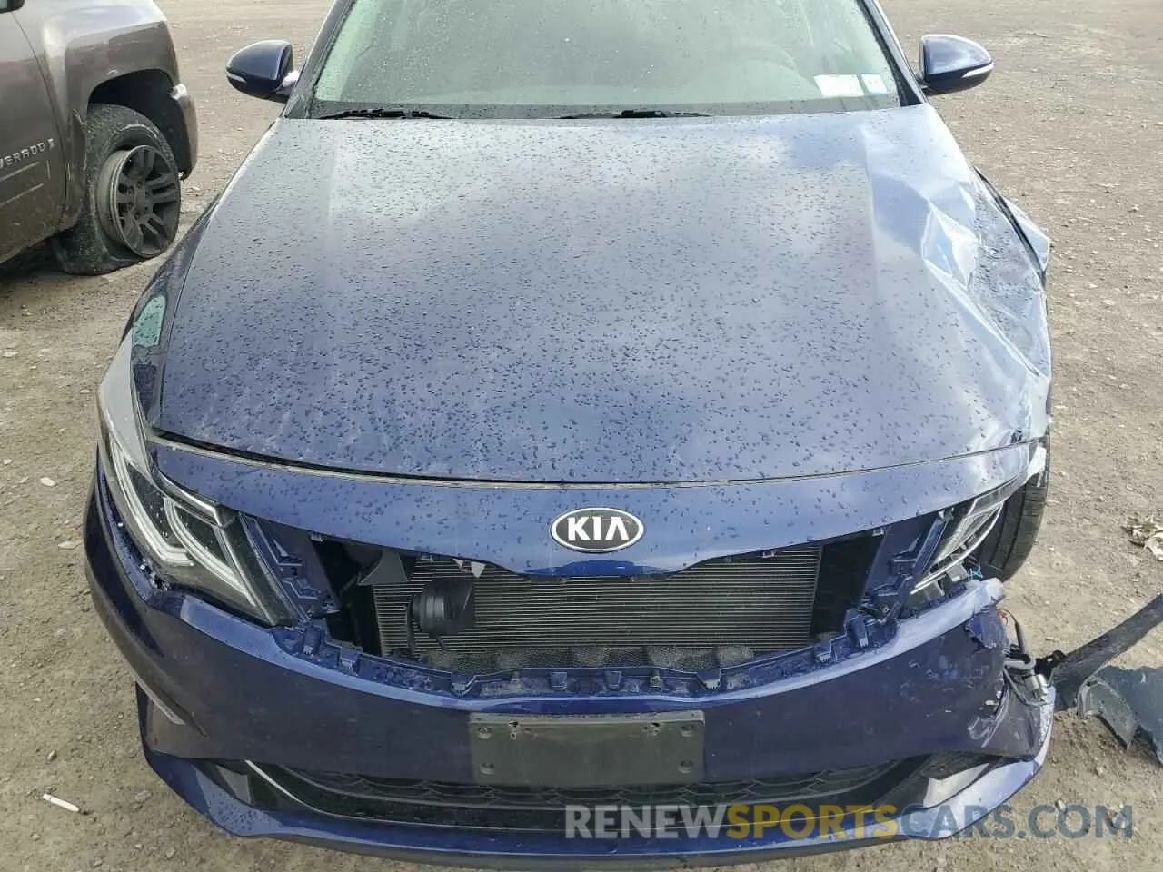 11 Photograph of a damaged car 5XXGT4L37KG359365 KIA OPTIMA 2019