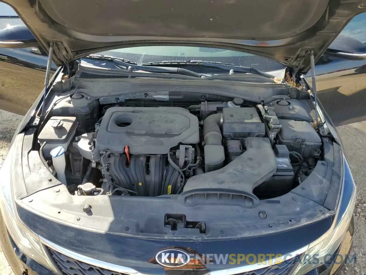 11 Photograph of a damaged car 5XXGT4L37KG362587 KIA OPTIMA 2019