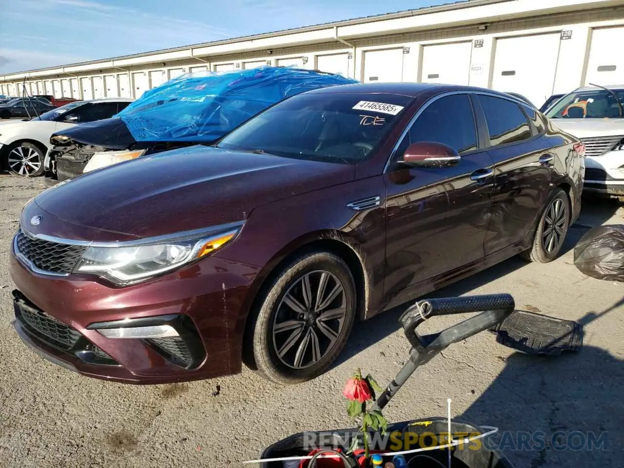 1 Photograph of a damaged car 5XXGT4L37KG363058 KIA OPTIMA 2019