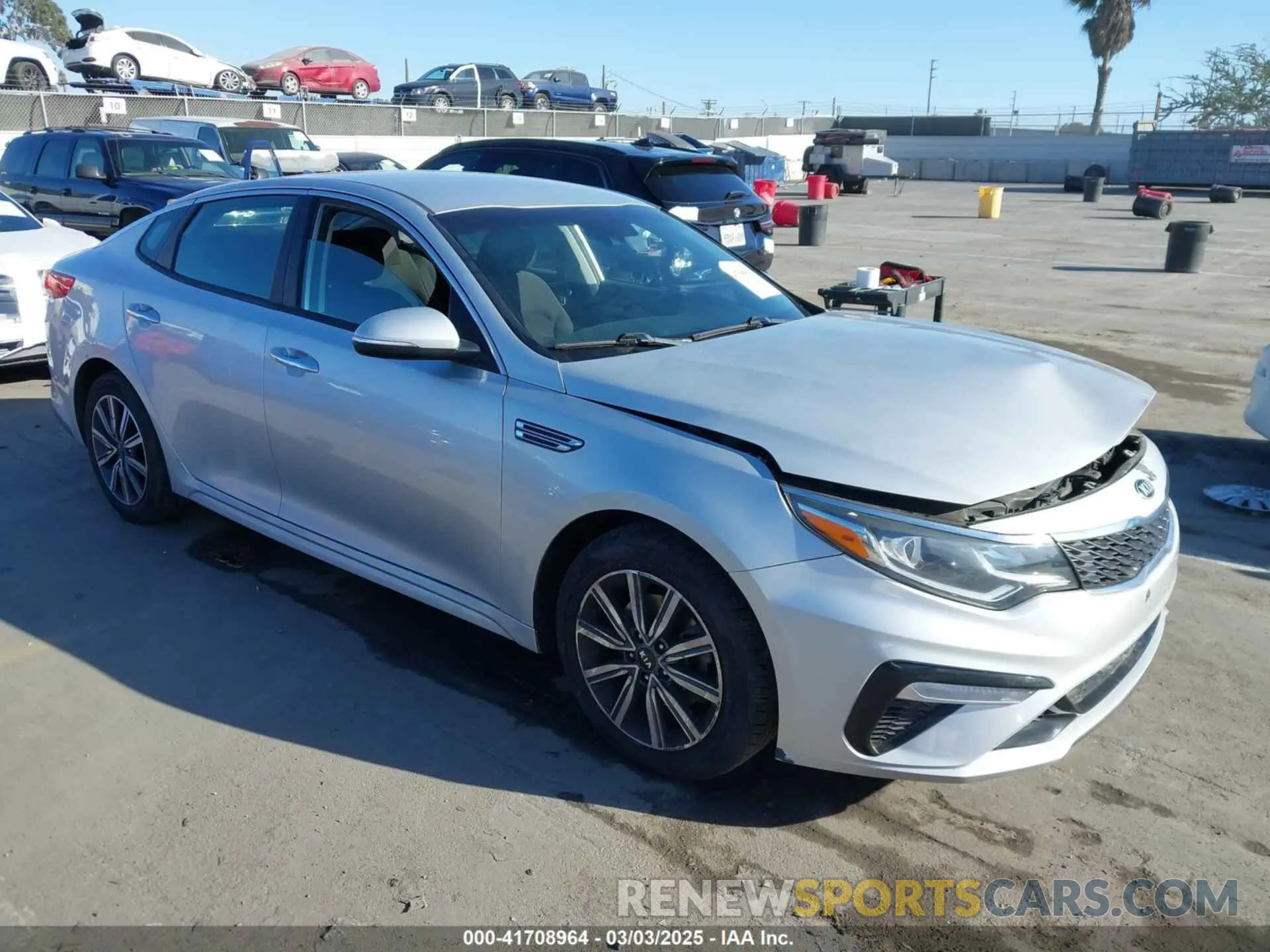 1 Photograph of a damaged car 5XXGT4L37KG379860 KIA OPTIMA 2019