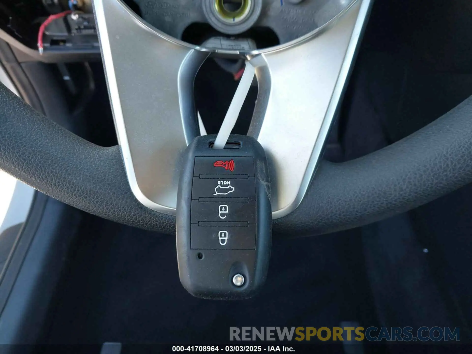 11 Photograph of a damaged car 5XXGT4L37KG379860 KIA OPTIMA 2019