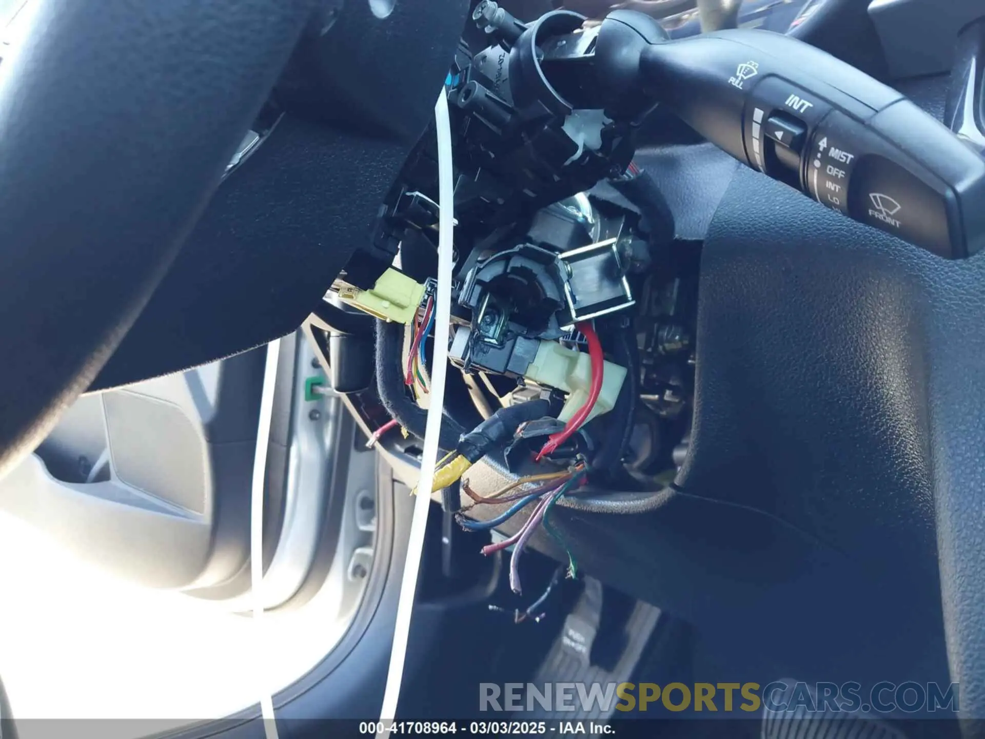 6 Photograph of a damaged car 5XXGT4L37KG379860 KIA OPTIMA 2019