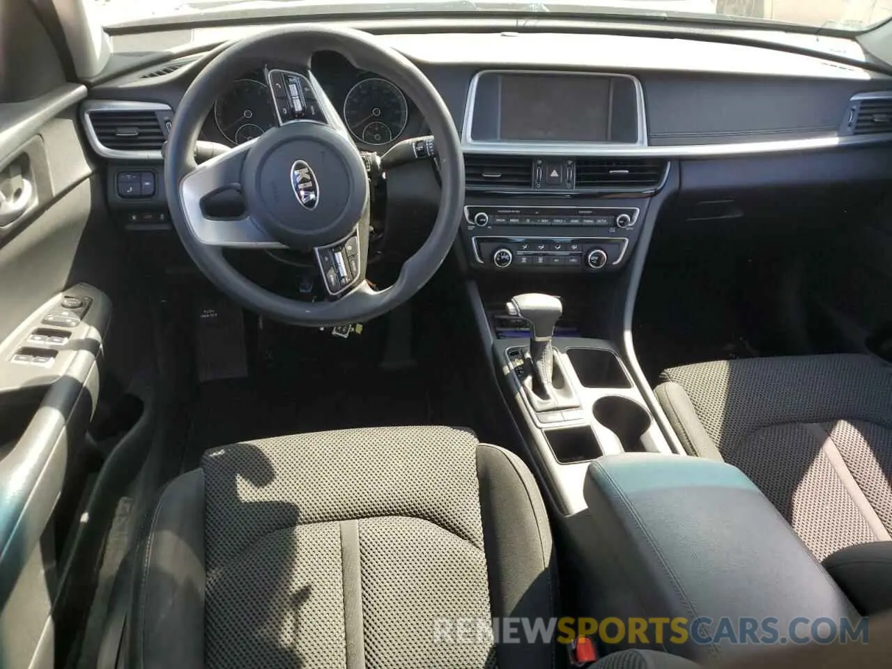 8 Photograph of a damaged car 5XXGT4L38KG294896 KIA OPTIMA 2019