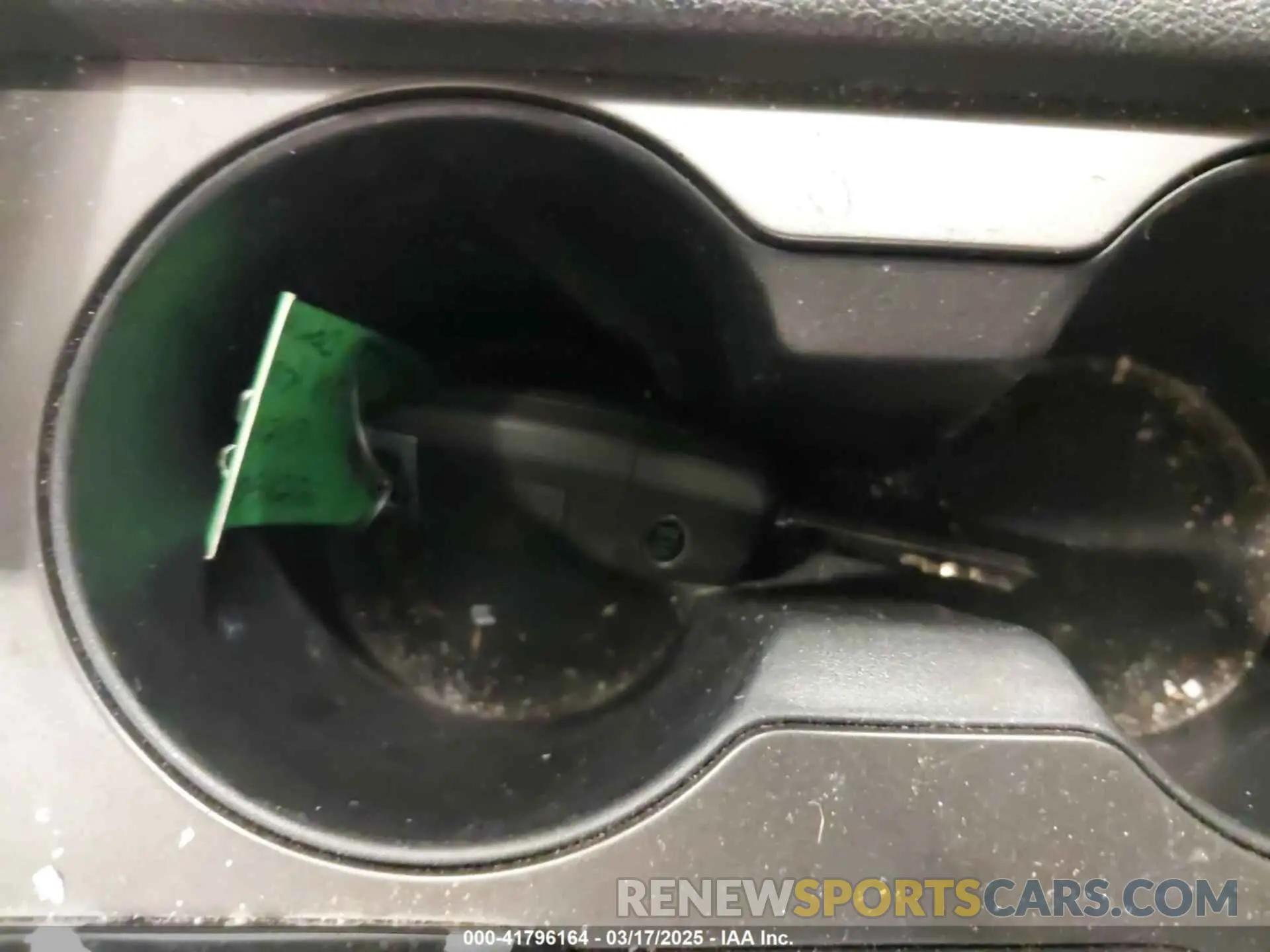 11 Photograph of a damaged car 5XXGT4L38KG334846 KIA OPTIMA 2019