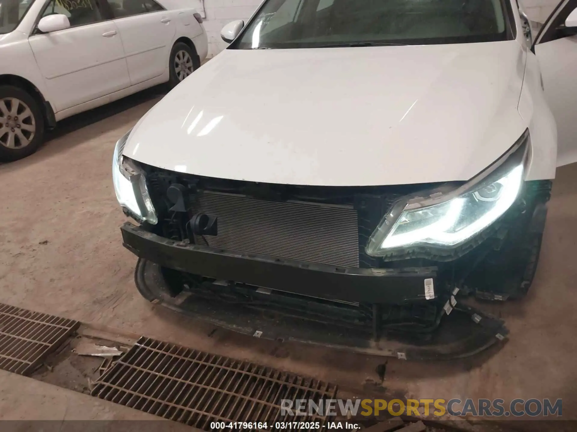 6 Photograph of a damaged car 5XXGT4L38KG334846 KIA OPTIMA 2019