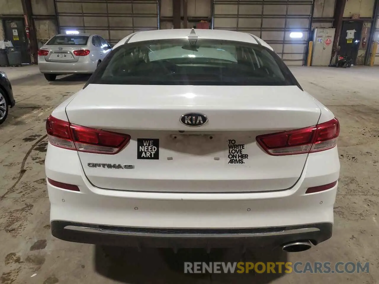 6 Фотография поврежденного автомобиля 5XXGT4L38KG357673 KIA OPTIMA 2019