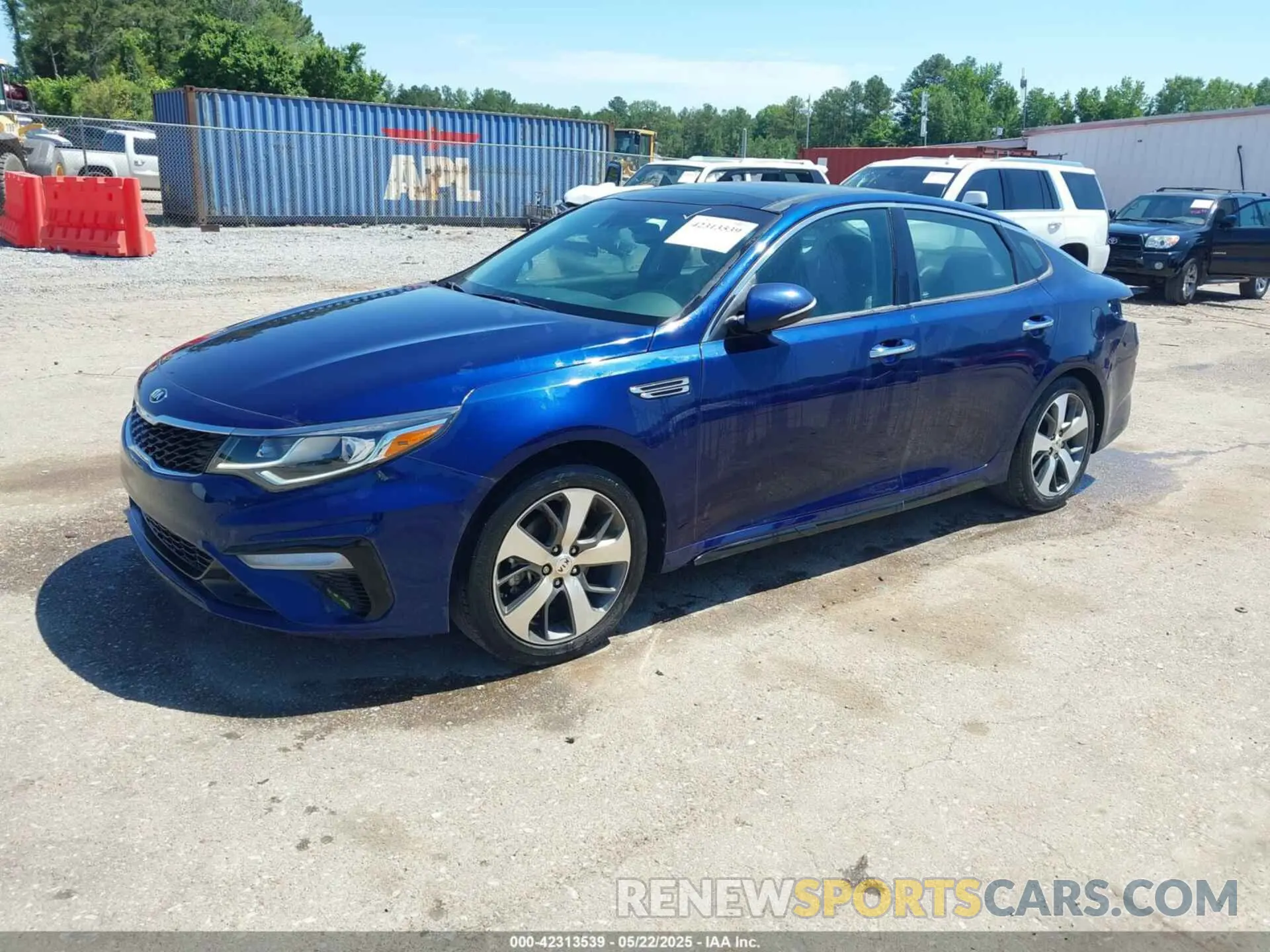 2 Photograph of a damaged car 5XXGT4L38KG359424 KIA OPTIMA 2019