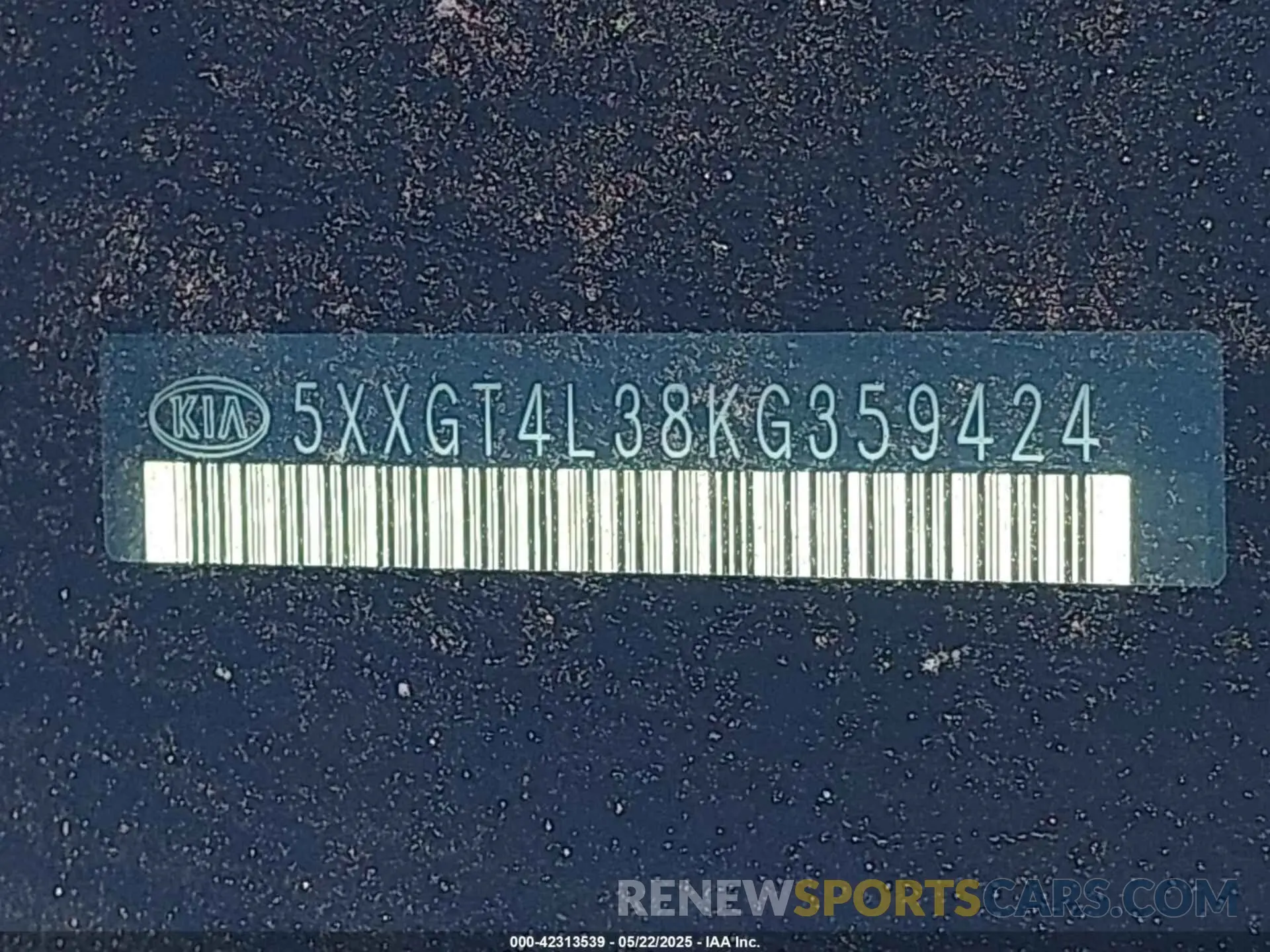 9 Photograph of a damaged car 5XXGT4L38KG359424 KIA OPTIMA 2019