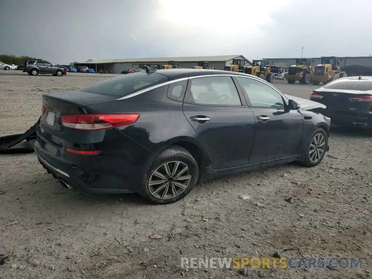 3 Photograph of a damaged car 5XXGT4L38KG373467 KIA OPTIMA 2019
