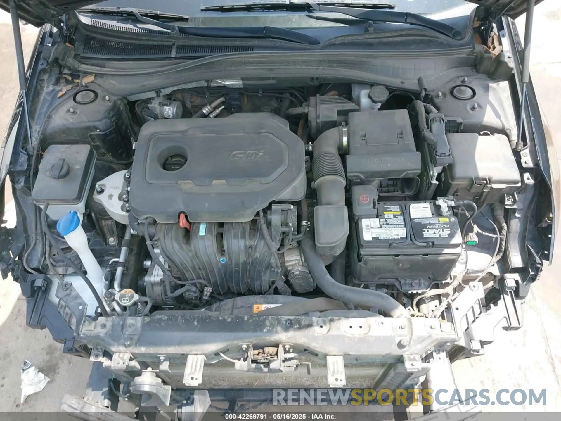 10 Photograph of a damaged car 5XXGT4L38KG375297 KIA OPTIMA 2019