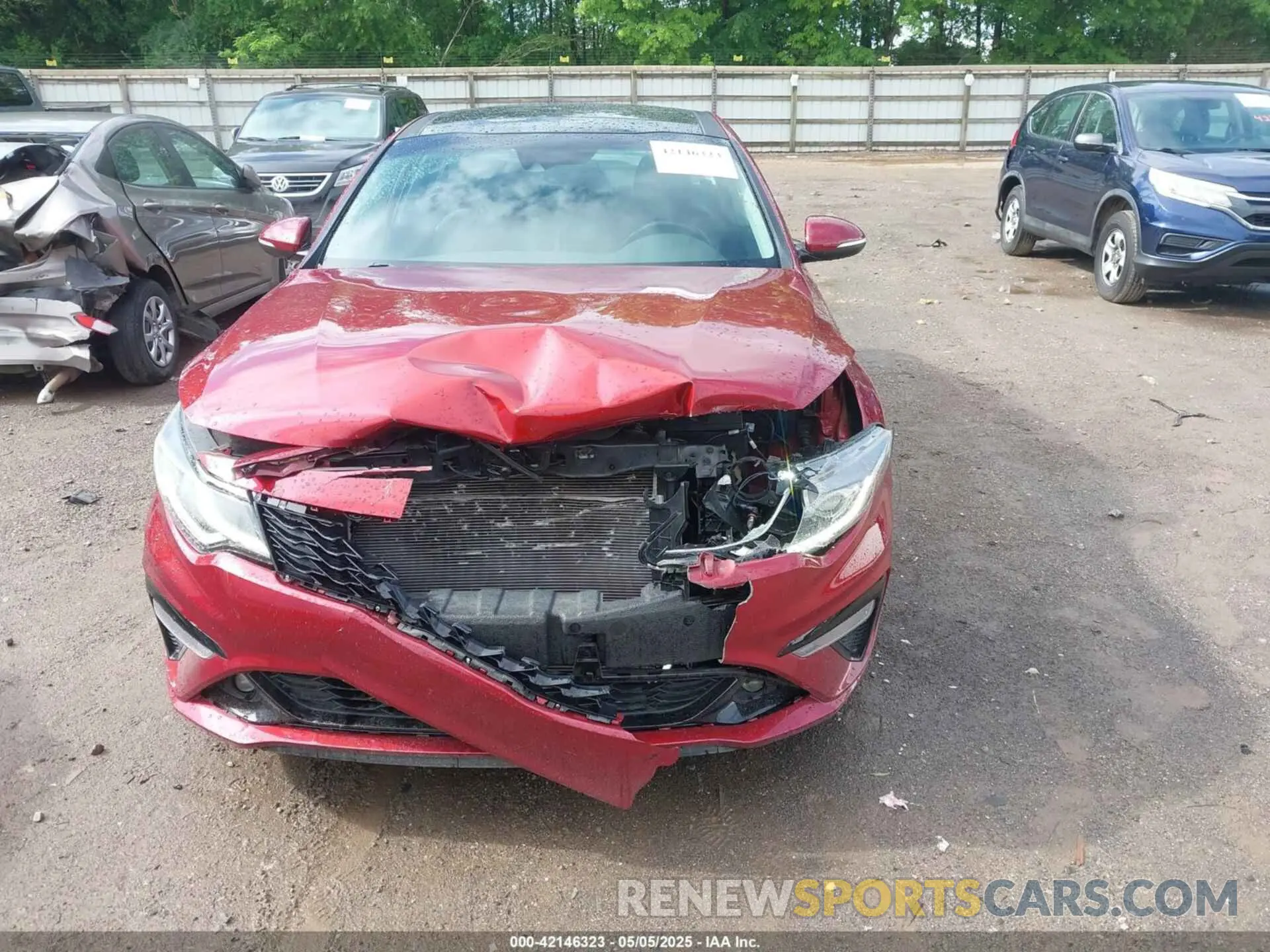 12 Фотография поврежденного автомобиля 5XXGT4L38KG375686 KIA OPTIMA 2019