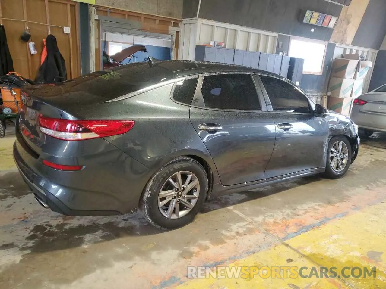 3 Photograph of a damaged car 5XXGT4L38KG378054 KIA OPTIMA 2019