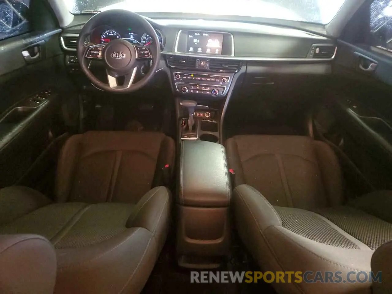 8 Photograph of a damaged car 5XXGT4L38KG378054 KIA OPTIMA 2019