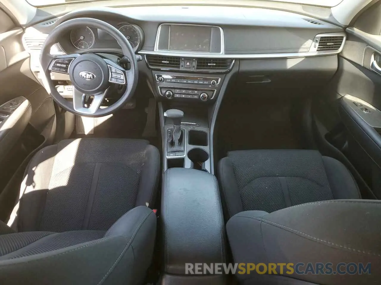 8 Фотография поврежденного автомобиля 5XXGT4L39KG276536 KIA OPTIMA 2019